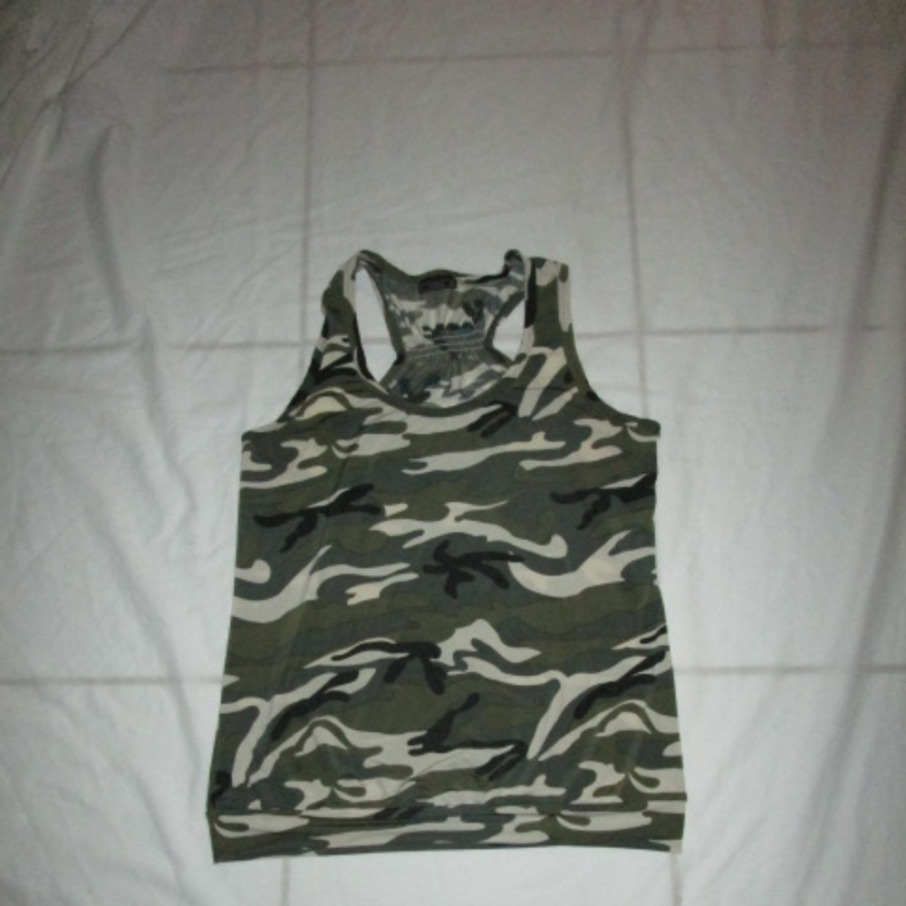 Vixen muscle tank